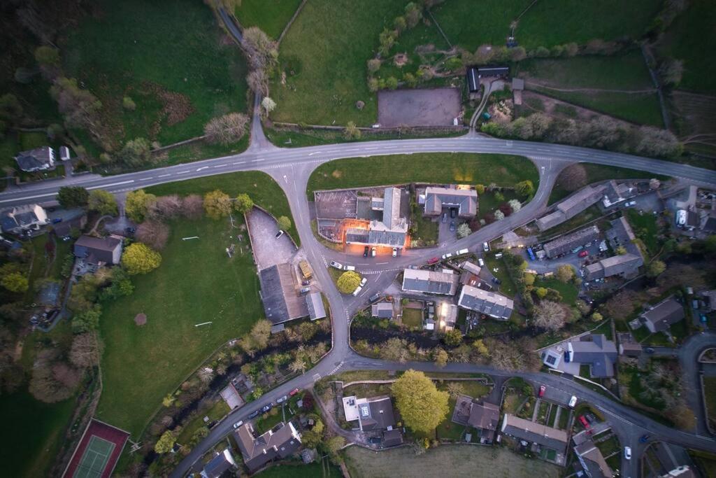 Luxurious Cottage With Hot Tub, Lake District Duddon Exterior photo